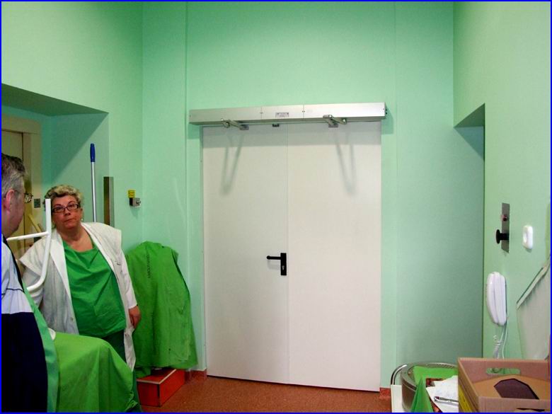 Ajt�nyit� referencia - �rp�d K�rh�z