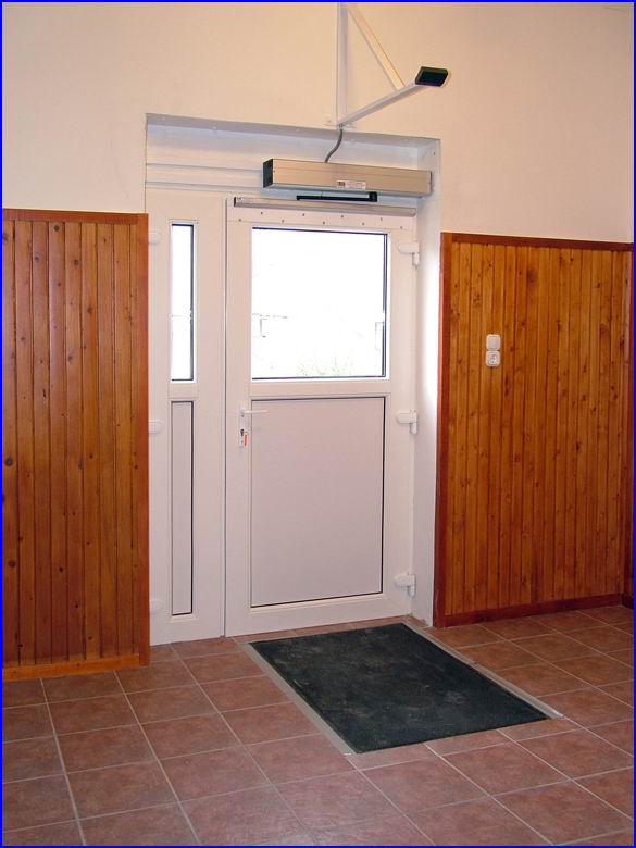 Ajt�nyit� referencia - Dunaharaszti M�vel�d�si H�z