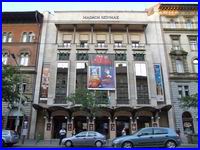 Biztons�gtechnika referencia - Mad�ch sz�nh�z