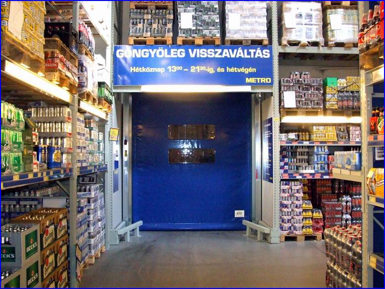 Ipari gyorskapu referencia - Metro �ruh�z Kecskem�t