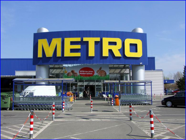 Ipari gyorskapu referencia - Metro �ruh�z Szeged