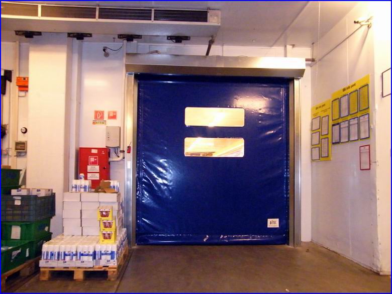 Ipari gyorskapu referencia - Metro �ruh�z Szombathely