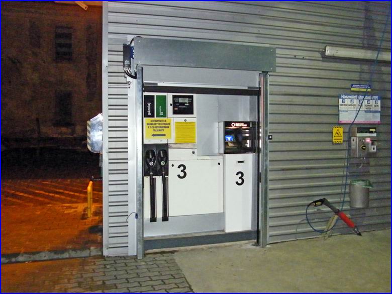 Ipari gyorskapu referencia - CASH K�T Kft