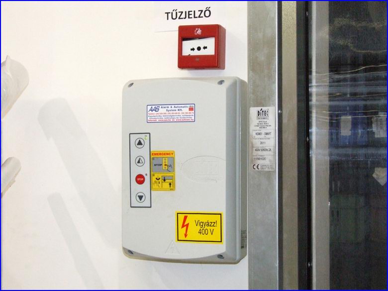 Ipari gyorskapu referencia - CBA �ruh�z - Kaposv�r