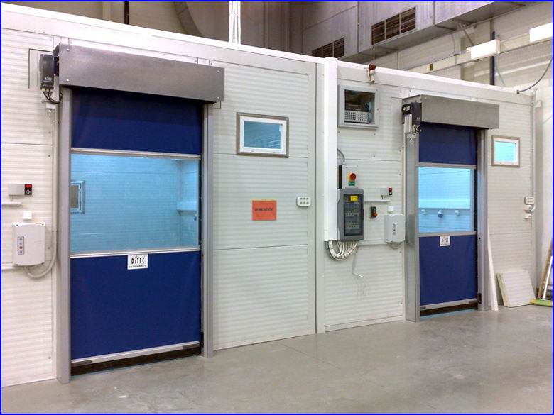 Ipari gyorskapu referencia - Flextronics Int Kft