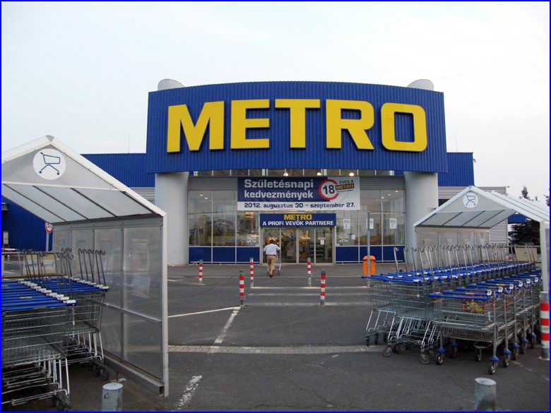 Ipari gyorskapu referencia - Metro �ruh�z Miskolc