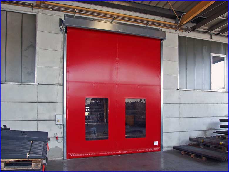 Ipari gyorskapu referencia - Schwarzm�ller Kft