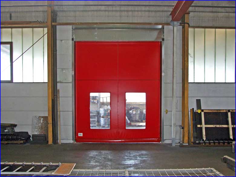 Ipari gyorskapu referencia - Schwarzm�ller Kft