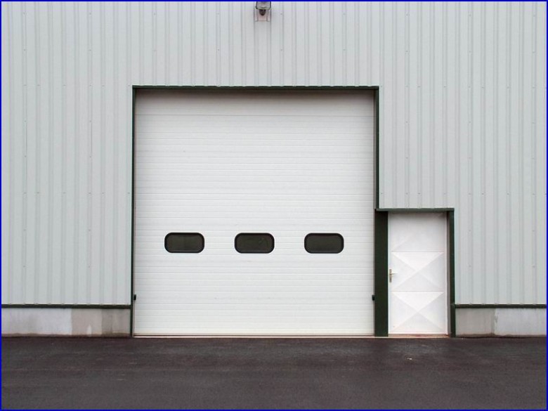 Ipari kapu referencia - F�nix Kft