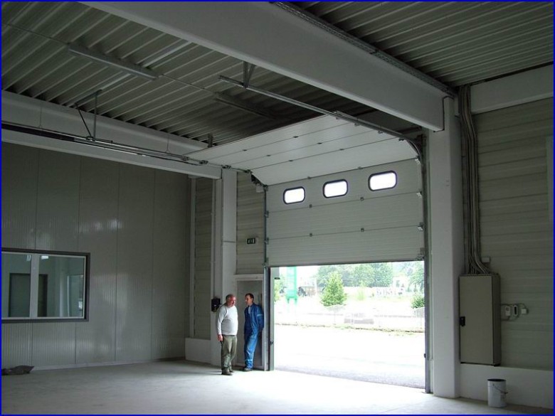 Ipari kapu referencia - F�nix Kft