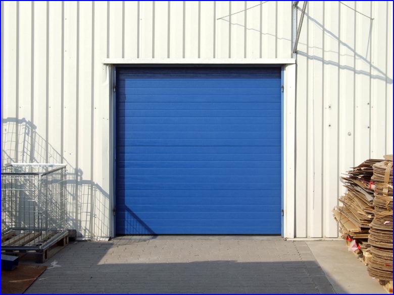 Ipari kapu referencia egyedi k�k sz�nben - Sealed Air