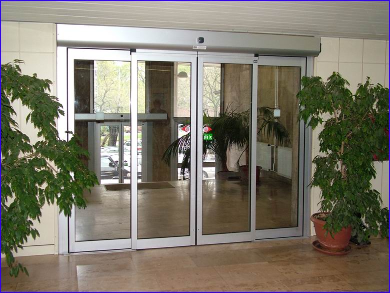 Automata ajt� referencia - Orsz�gos Traumatol�giai (Baleseti) Int�zet