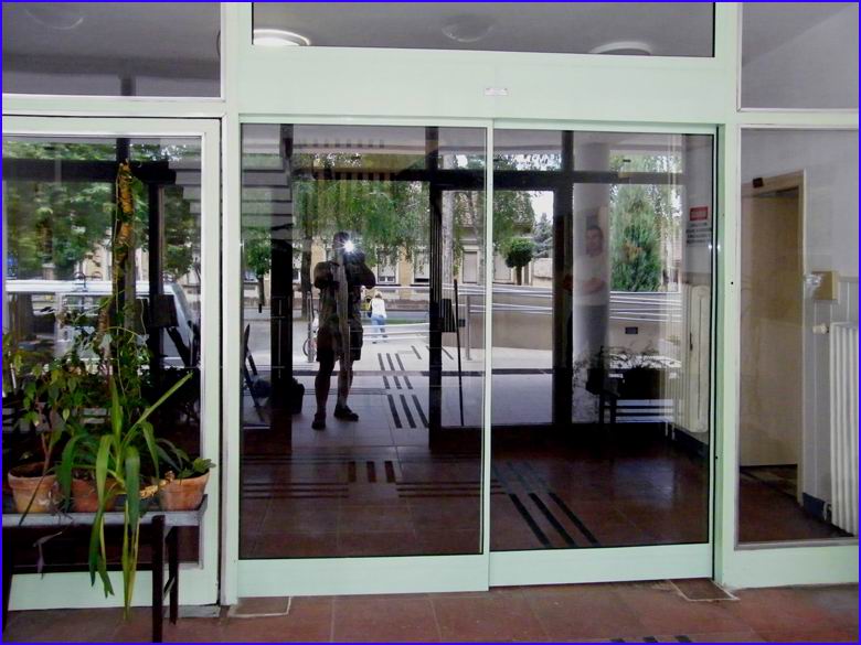 Automata ajt� referencia - Bonyh�di V�rosi B�r�s�g