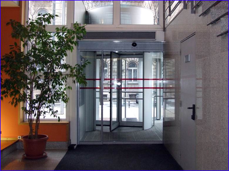 Automata ajt� referencia - FRANCIA INT�ZET