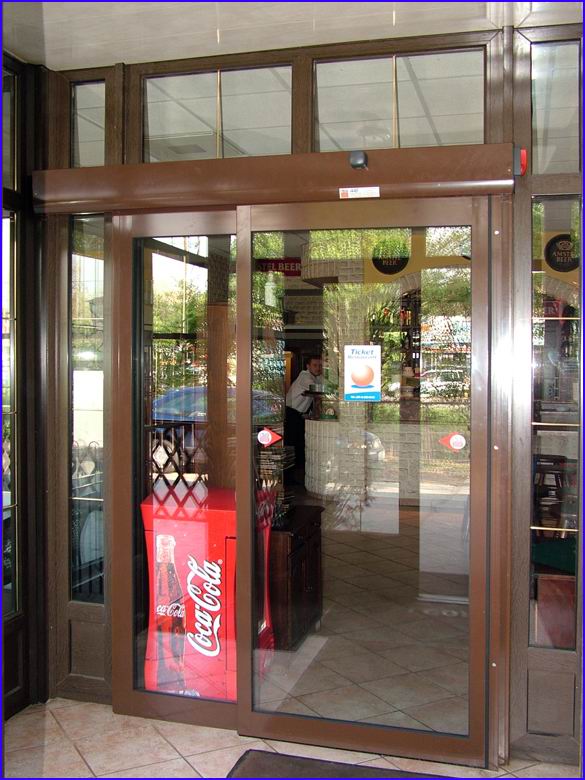 Automata ajt referencia - Ngy vszak tterem