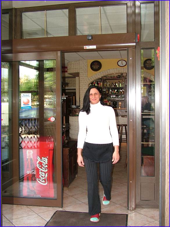 Automata ajt referencia - Ngy vszak tterem