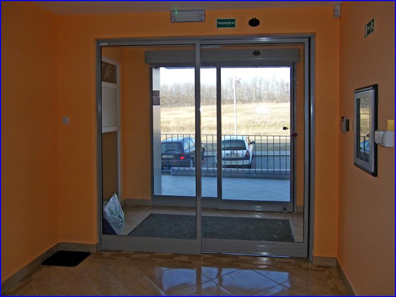 Automata ajt referencia - Orange Pack Kft