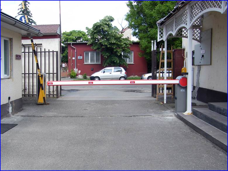 Soromp� referencia - Intercomp irodah�z